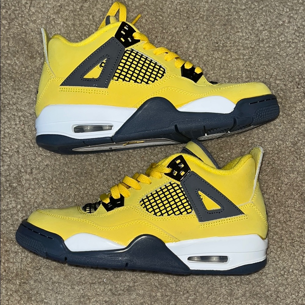 Air Jordan 4 Retro (GS)